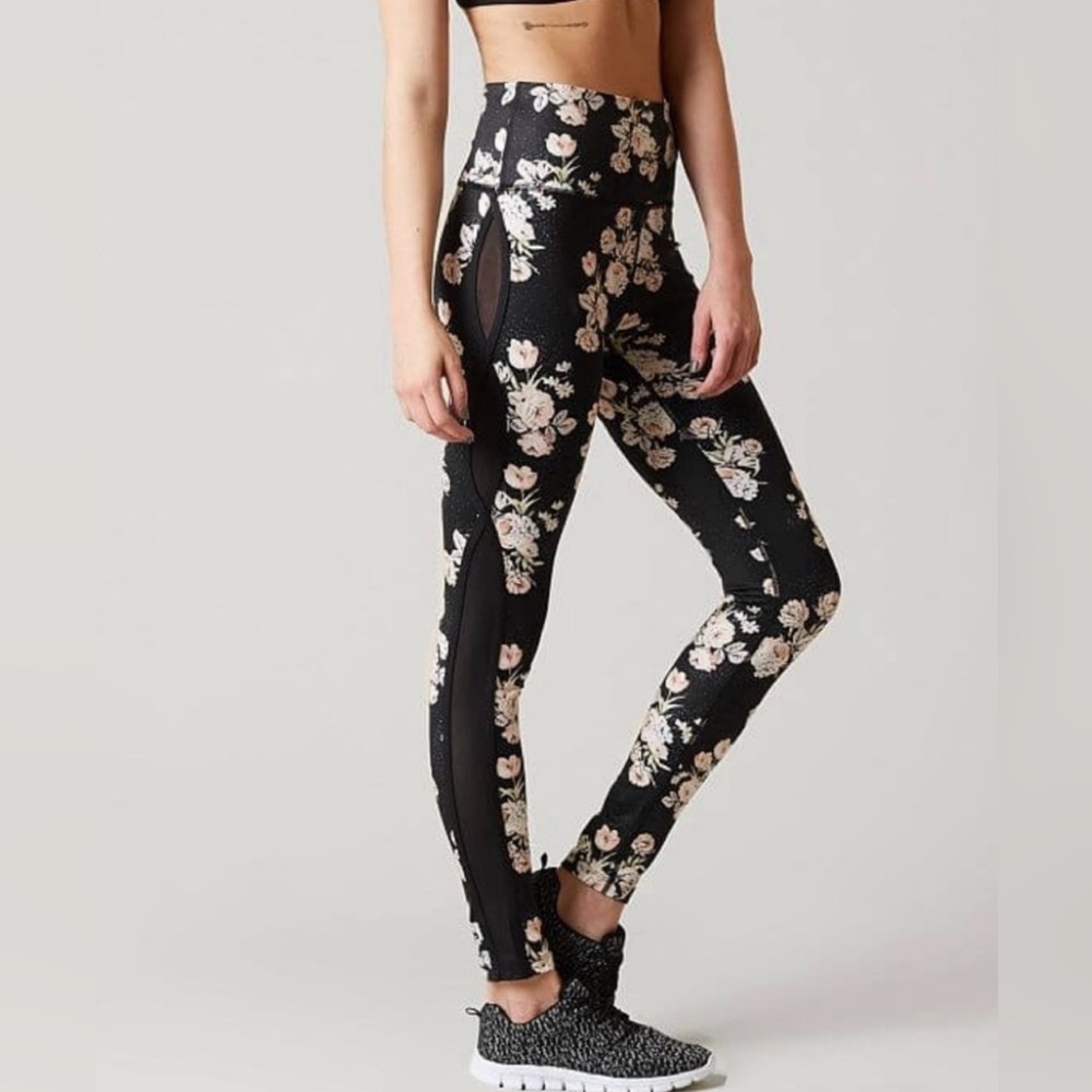 EUC Free People Liza Active Tights